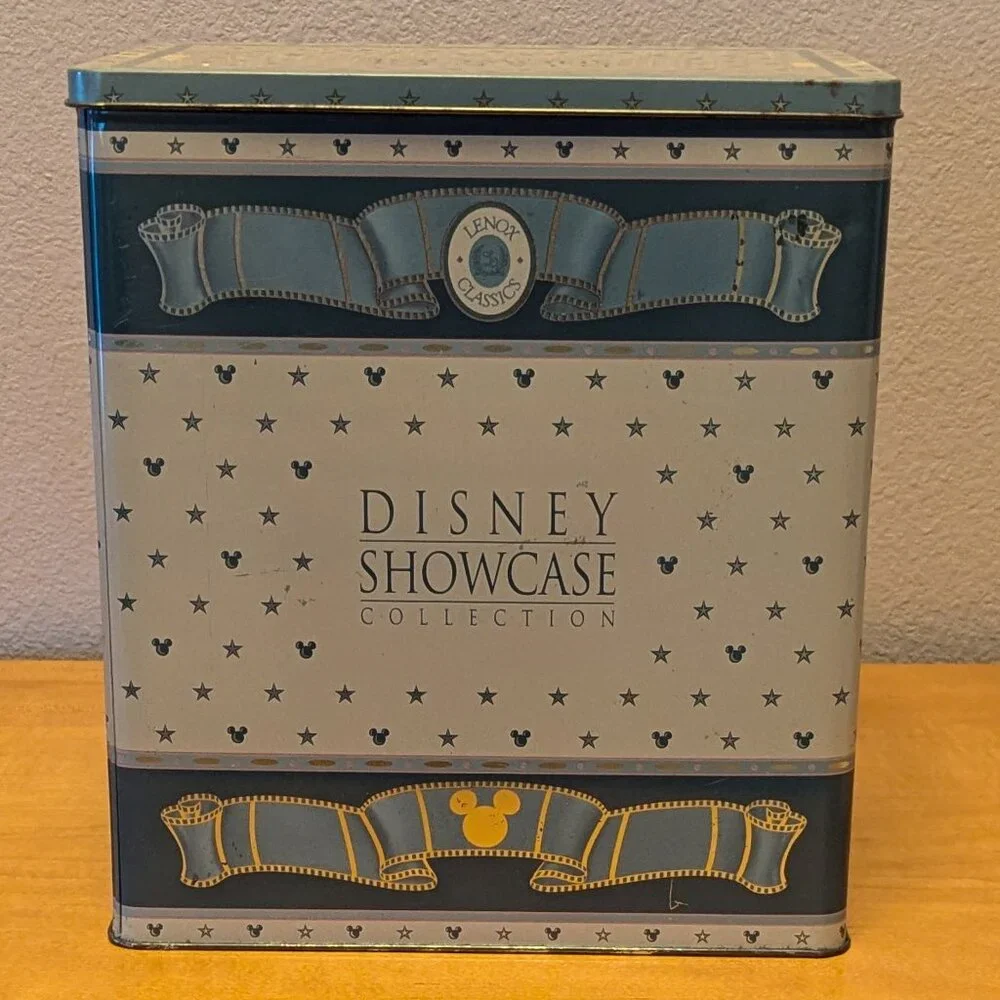 Disney Showcase Collection Cinderella Lenox Classics New in Box COA